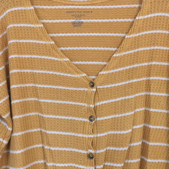 🌻American eagle tie front crop button-down  S - Picture 2 of 6